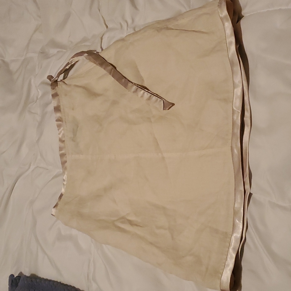 Willi Smith Cream Skirt size 6